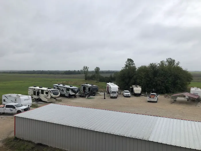 Farm View RV Park Picture 7