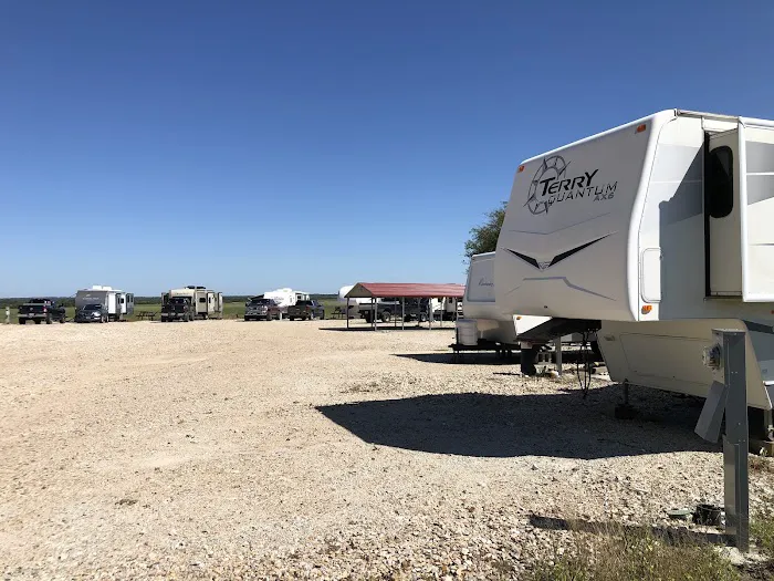 Farm View RV Park Picture 8