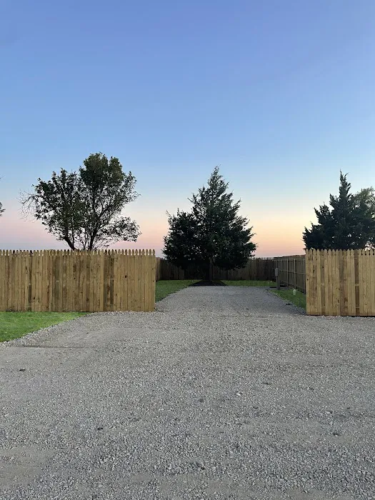 Le Chateau RV Park Picture 1