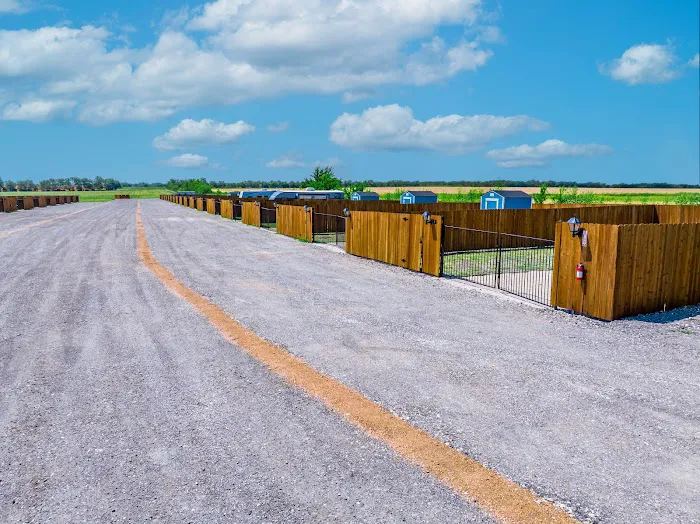 Freedom 380 RV Park Picture 1