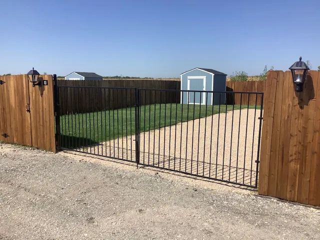 Freedom 380 RV Park Picture 10