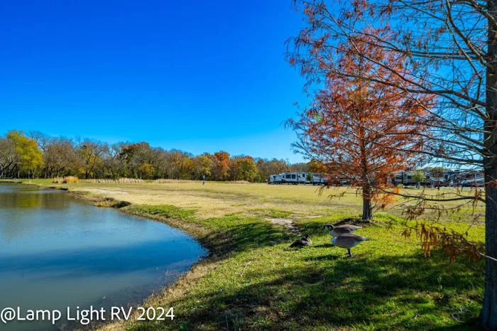 Holiday Road RV Park Picture 1