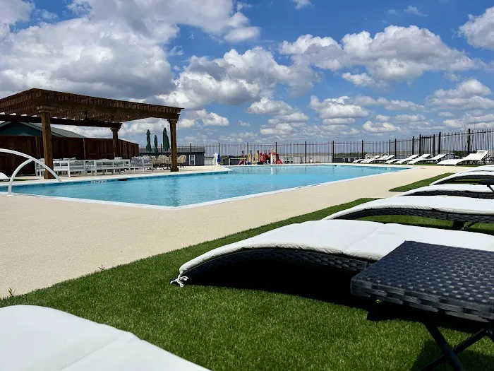 Pradera Estates Picture 2