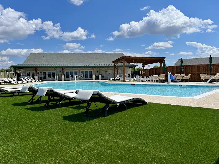 Pradera Estates Picture 7