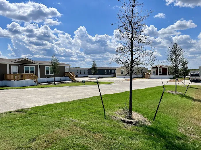 Pradera Estates Picture 8