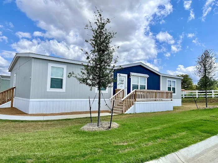 Pradera Estates Picture 5