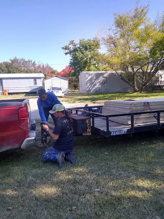 Town & Country Estate Picture 5