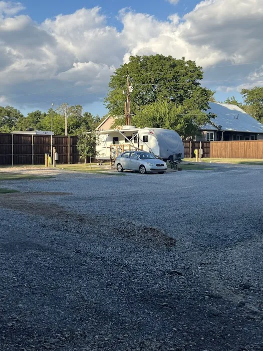 Little Pecan Grove RV Park Picture 1