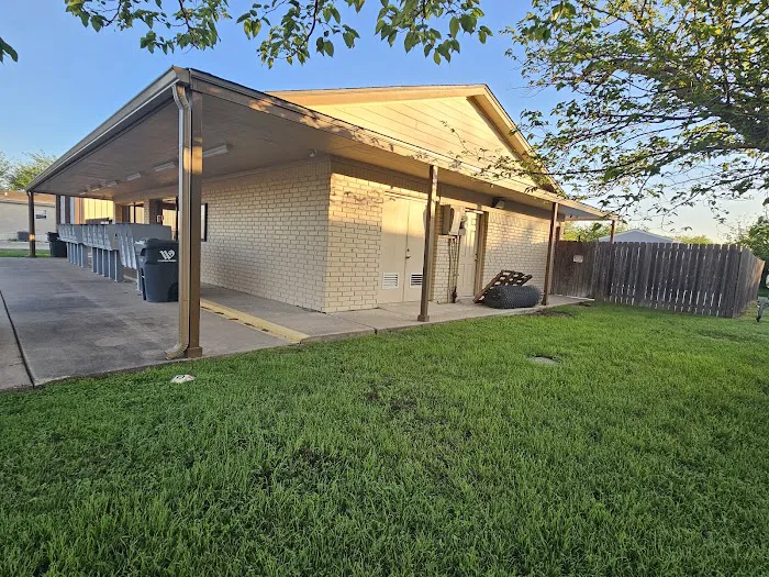 Alta Vista Community Picture 1