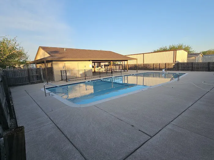 Alta Vista Community Picture 3