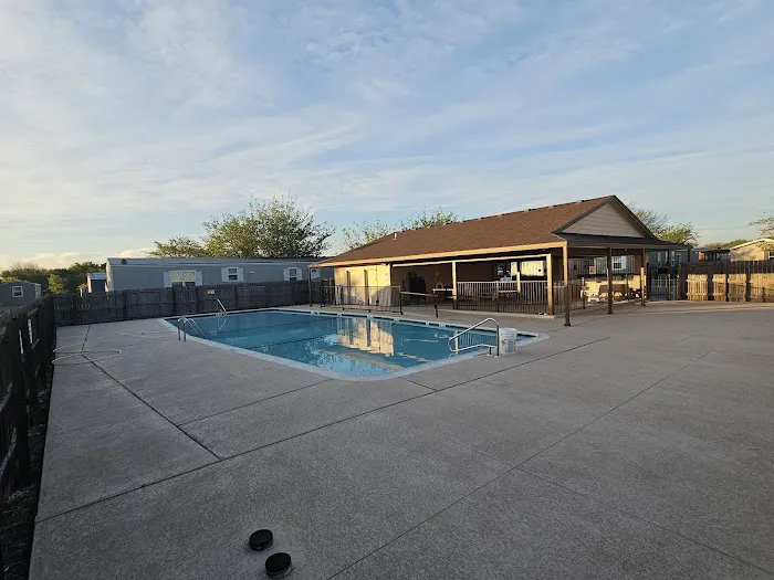 Alta Vista Community Picture 10