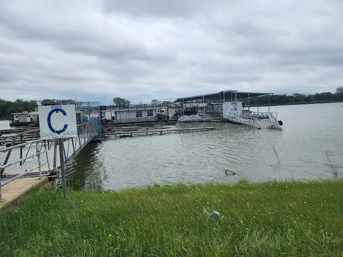 Home Grounds RV Park Picture 9