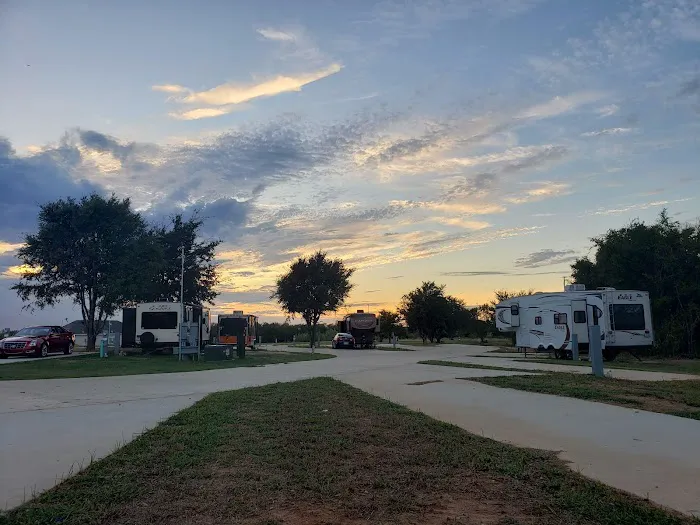 Copper Ridge RV Park Picture 6