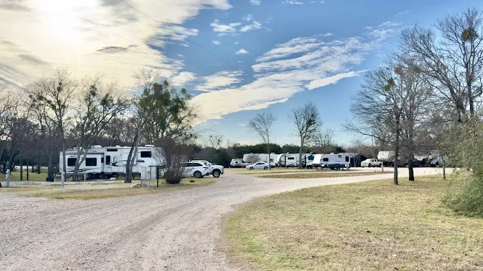 Nicole Creek Cabins and RV Park Picture 9