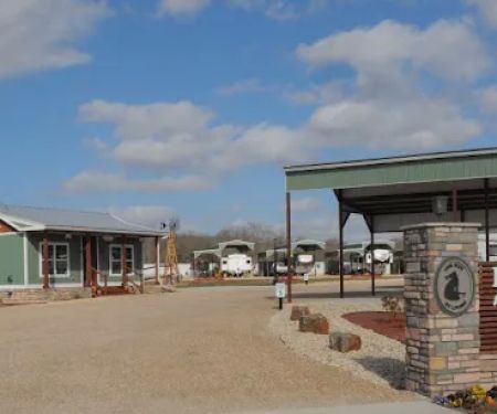 Fox Run RV Living LLC