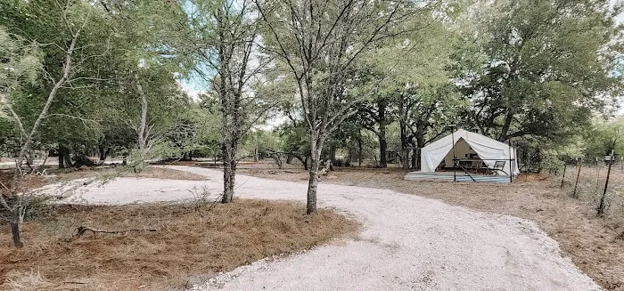 Oasis RV Park & Campground Picture 9