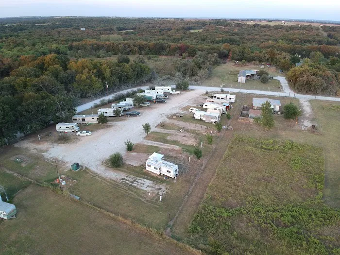 Lil Bit Country RV Park Picture 6