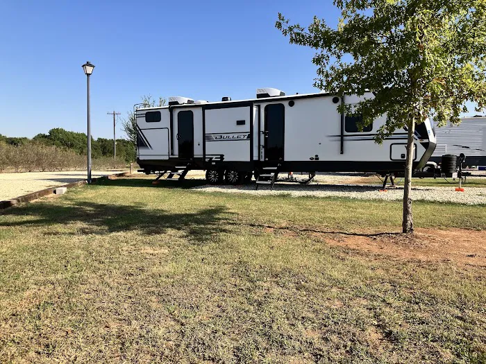 Cottonwood Creek RV Park Picture 9