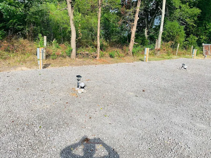 SJ's RV Park Picture 8