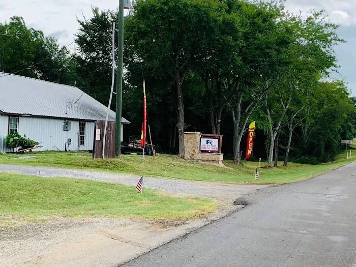 SJ's RV Park Picture 5