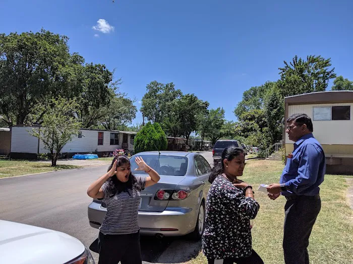 Oak Creek Manufactured Home Community Picture 10