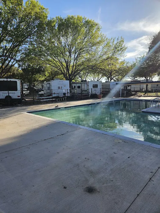 Traders Village RV Park Picture 3