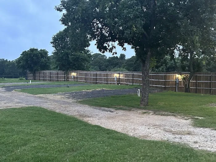 Sipes RV Park Picture 2