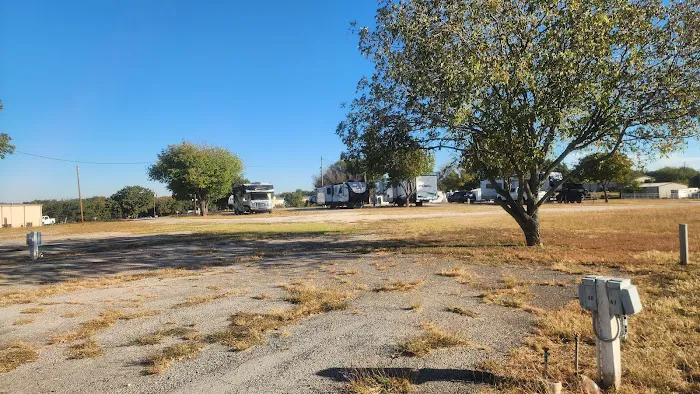 Stewart's RV Park Picture 7