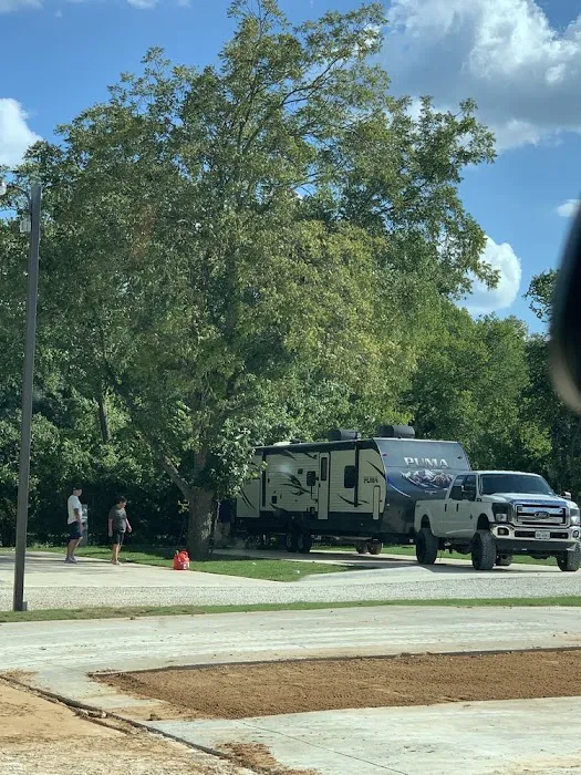 Shady Acres RV Park Picture 8