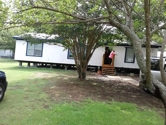 Happy Hollow Ranch Mobile Home Picture 3