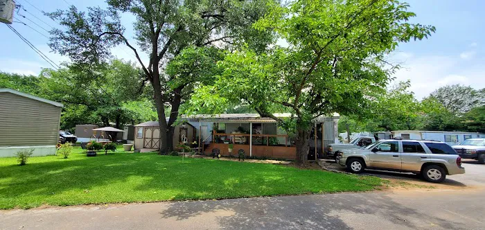 Ranger Mobile Home and RV Park Picture 9