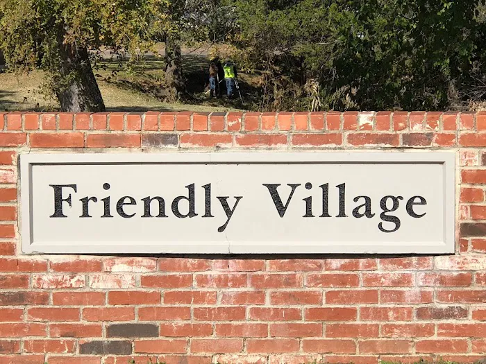 Friendly Village Arlington Picture 7