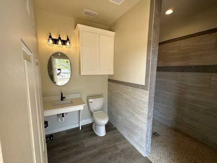 DFW Mid-Cities RV Park Picture 3