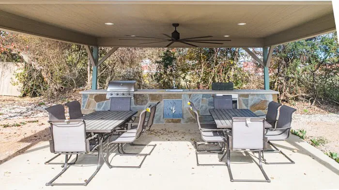 DFW Mid-Cities RV Park Picture 4