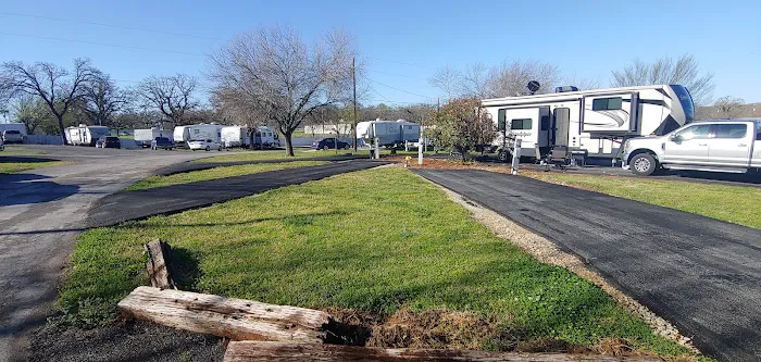 Mockingbird Hill RV Park Picture 1