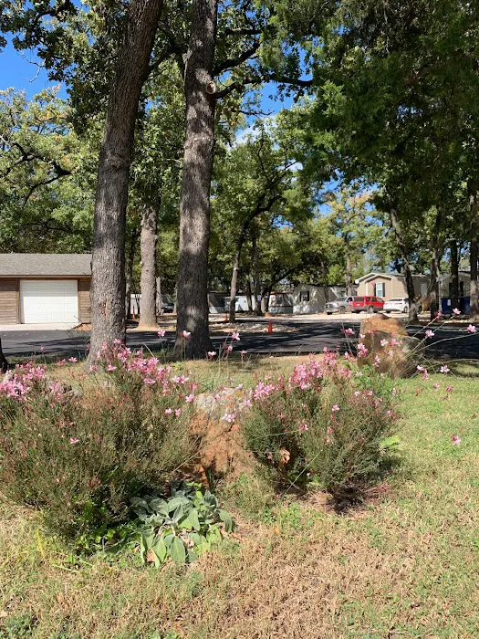 The Oaks On Henderson Picture 2