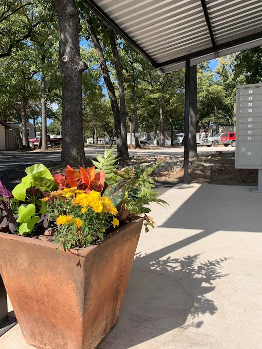 The Oaks On Henderson Picture 3