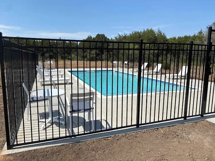 The Palms at Lake Whitney RV Resort and Storage Picture 3