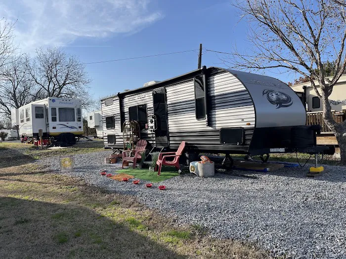 Hidden Acres RV Park Picture 8