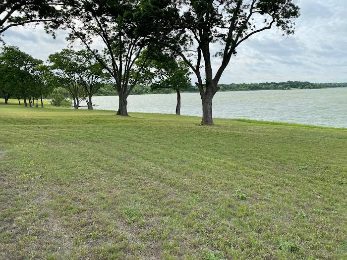 my LITTLE LUXURY RV park Picture 6