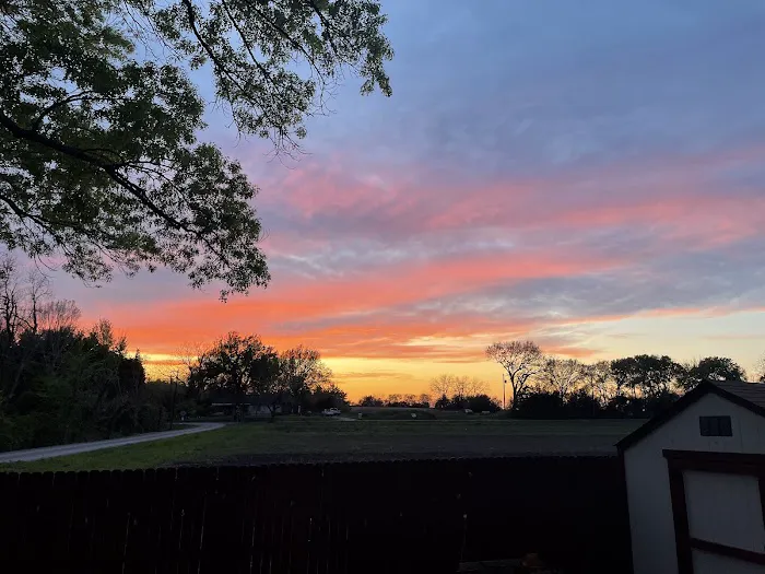 Skyline RV Park & Tiny Homes Picture 7