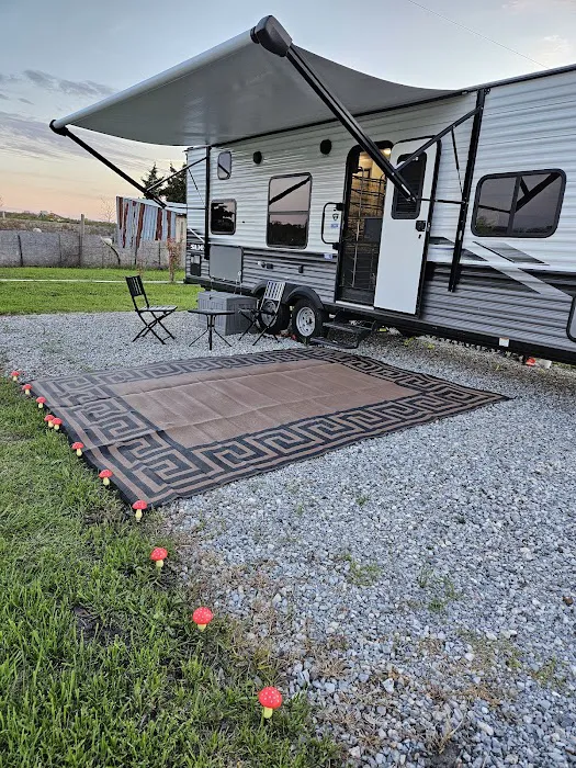 Lafons Rv Park Picture 2