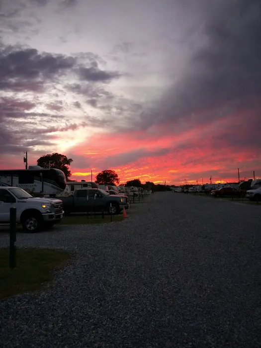 Lafons Rv Park Picture 3