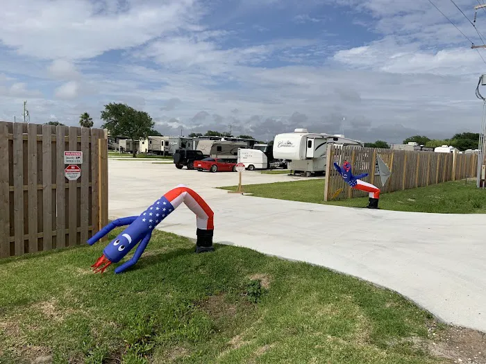 Executive RV Park Picture 1