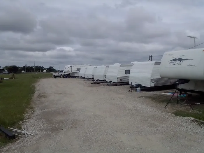 Tom's RV Park #2 Picture 7