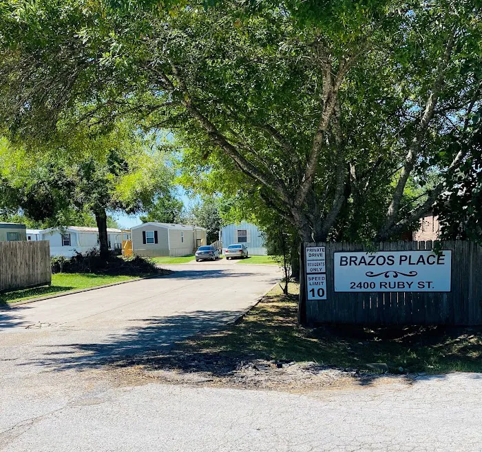 Brazos Place Picture 6