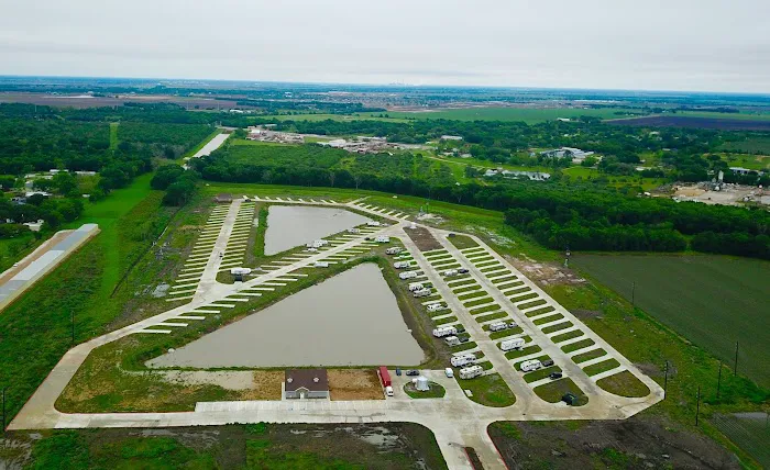 Pleak RV Resort Picture 9