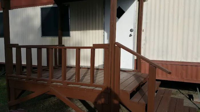 Lazy Wasp Manufactured Home Community Picture 4