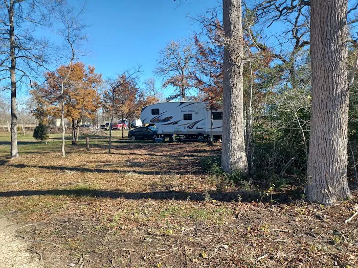 Bloomfield RV Picture 3