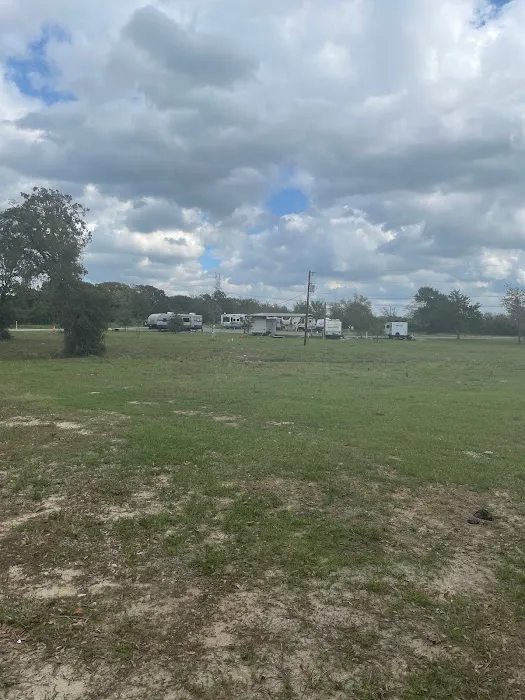 McKinney's RV Park Picture 9